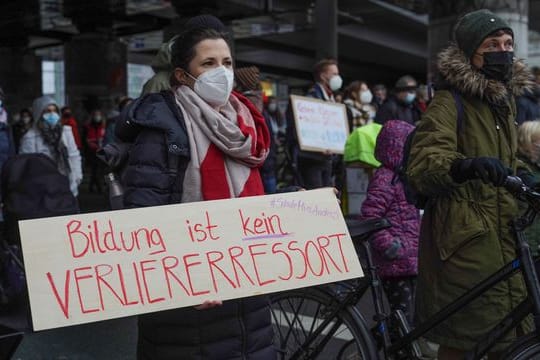 "Bildung ist kein Verliererressort": Momentaufnahme von einer Demonstration für mehr Chancengleichheit im Schulsystem.