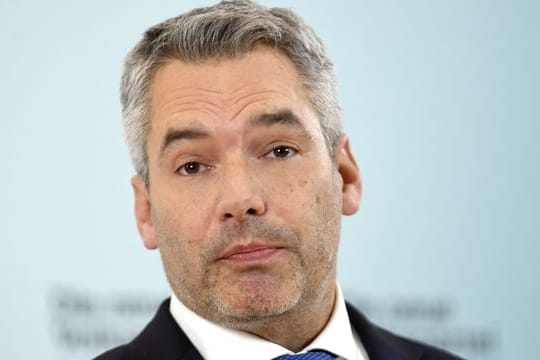 Der 49-jährige Nehammer soll neuer Chef der konservativen ÖVP und neuer Bundeskanzler von Österreich werden.