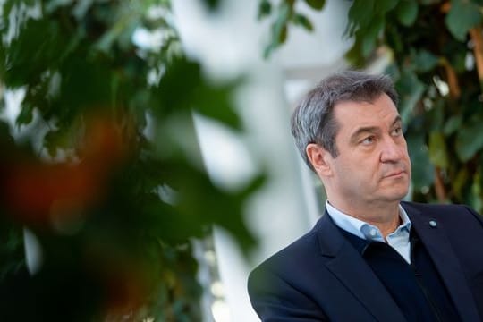 Markus Söder (CSU), Ministerpräsident von Bayern, gibt ein Pressestatement ab.