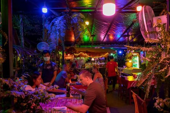 Thailand hatte sich vor einigen Wochen erst wieder für geimpfte Touristen aus zahlreichen Ländern geöffnet.