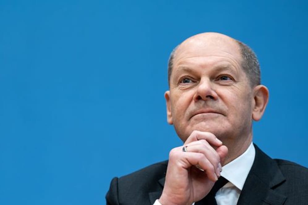 SPD-Politiker Olaf Scholz hat heute im Bundestag seinen großen Auftritt.