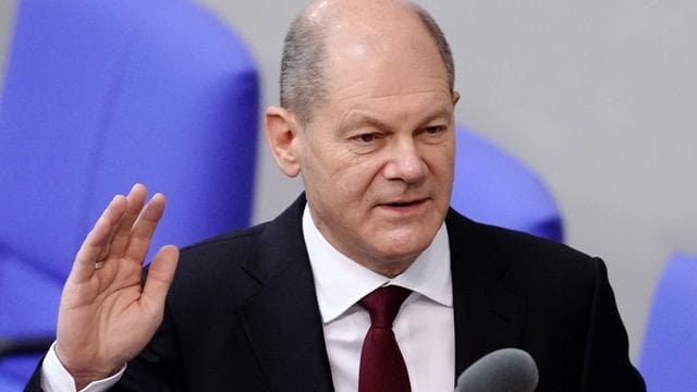Kanzler Olaf Scholz legt den Amtseid ab. Kanzler Olaf Scholz legt den Amtseid ab.