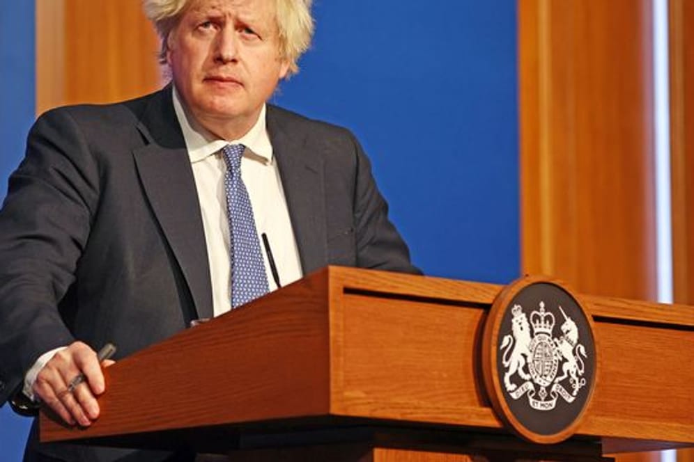 Der britische Premier Boris Johnson während einer Pressekonferenz in Downing Street.
