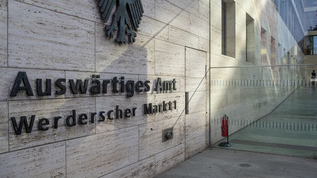 Der Eingang zum Auswärtigen Amt, Amtssitz von Annalena Baerbock. Der Eingang zum Auswärtigen Amt, Amtssitz von Annalena Baerbock.