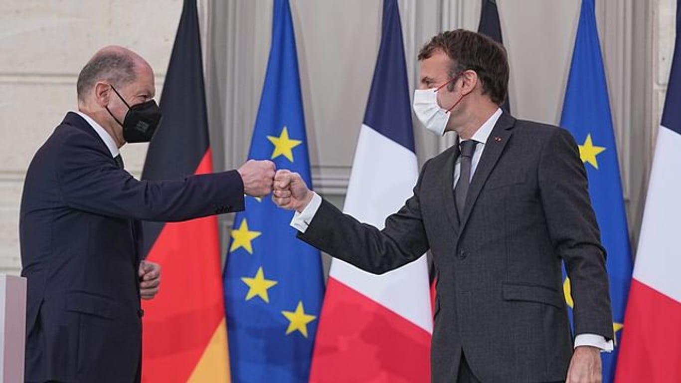 Bundeskanzler Olaf Scholz und Frankreichs Präsident Emmanuel Macron.