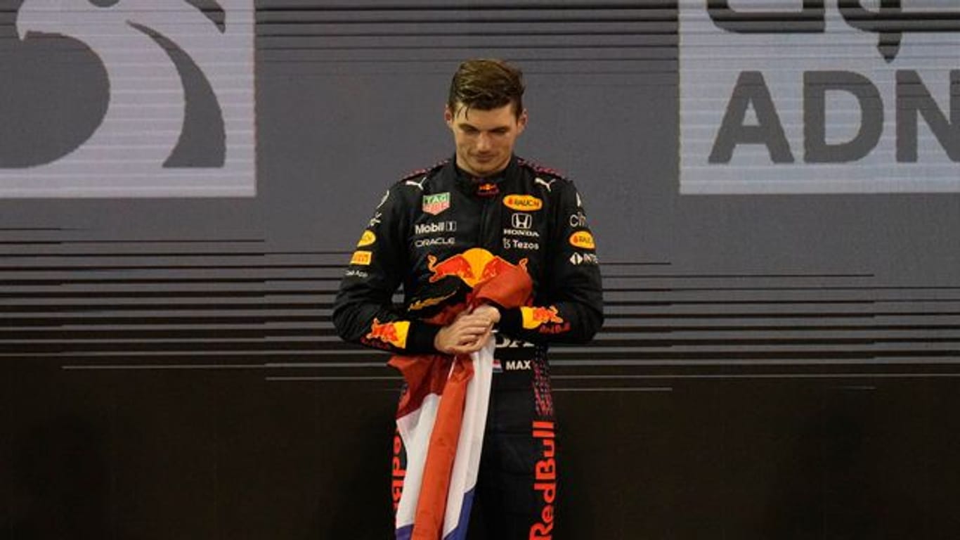 Beim Grand Prix von Abu Dhabi hat Max Verstappen seine Chance genutzt und den Sieg geholt.