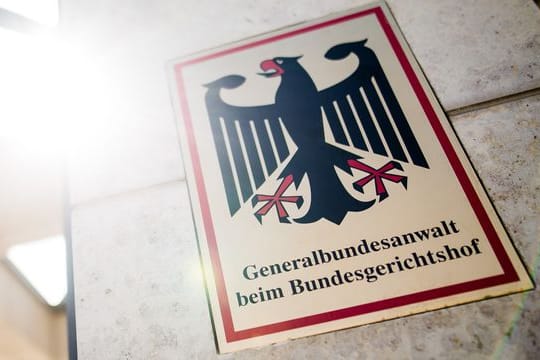 Im Fall des seit Ende August in U-Haft sitzenden Islamisten hat der Generalbundesanwalt die Ermittlungen übernommen.