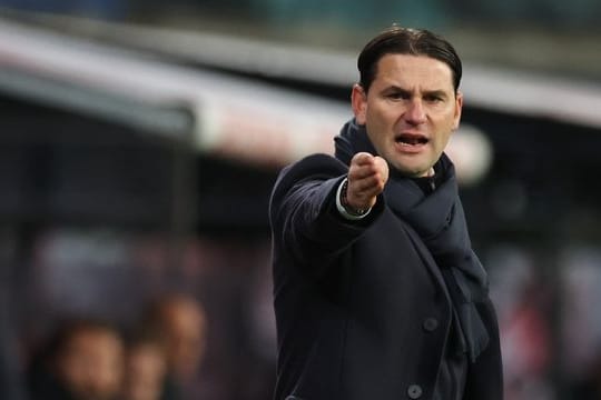 Leverkusens Trainer Gerardo Seoane ist von der Leistung von Jung-Nationalspieler Florian Wirtz angetan.