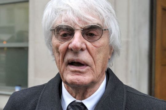 Ecclestone kritisiert die Auszeichnung des siebenmaligen Formel-1-Weltmeisters.