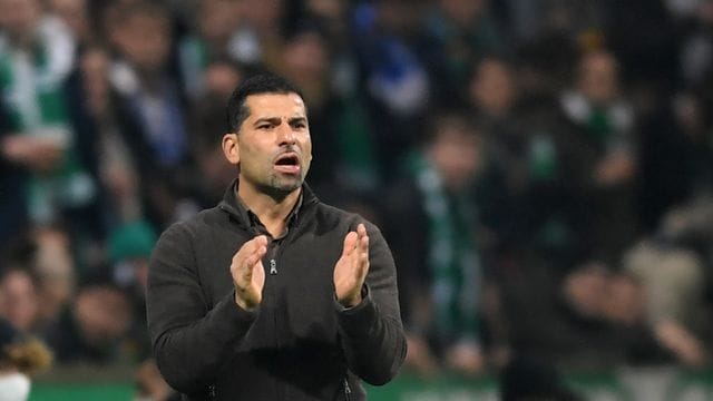 Kann zurück auf den Platz: Schalkes Trainer Dimitros Grammozis.