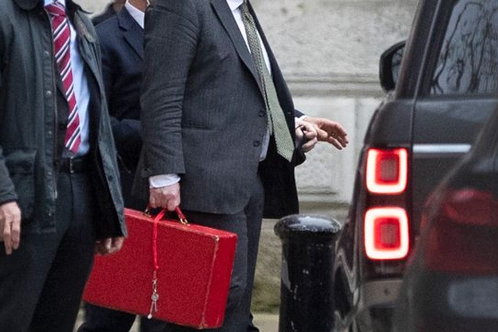 Sind seine Tage bereits gezählt? Boris Johnson verlässt die Downing Street.