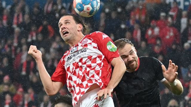 Fällt einige Wochen für den FSV Mainz 05 aus: Adam Szalai.