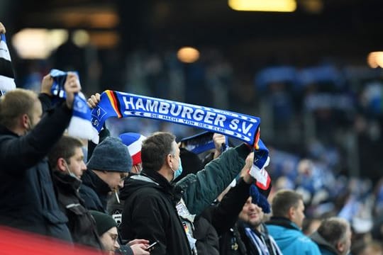 Der Hamburger SV trifft auf den FC Schalke 04.