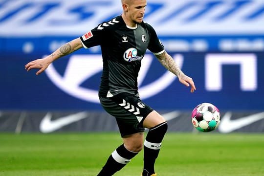 Schmid gab rund vier Monate nach seiner Corona-Erkrankung in der zweiten Mannschaft des SC Freiburg sein Comeback.