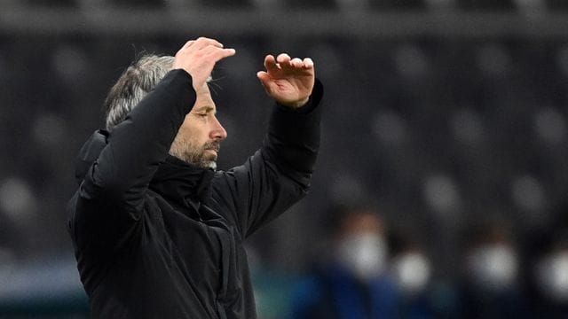 BVB-Trainer Marco Rose war nach der Niederlage in Berlin bedient. BVB-Trainer Marco Rose war nach der Niederlage in Berlin bedient.