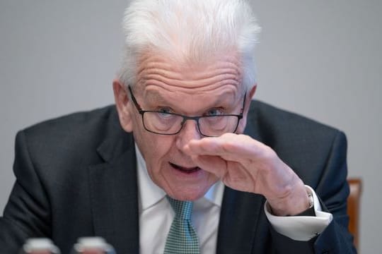 "Wenn man so ein Gremium einsetzt, müssen die Infos auch ankommen": Winfried Kretschmann.