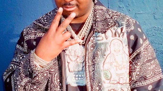 Der US-Rapper Drakeo the Ruler ist bei einem Musikfestival in Los Angeles hinter der Bühne erstochen worden.