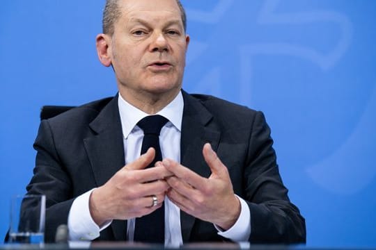 Bundeskanzler Olaf Scholz nach den Beratungen zur Corona-Pandemie.