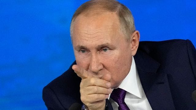 Kremlchef Putin während seiner jährlichen Pressekonferenz. Kremlchef Putin während seiner jährlichen Pressekonferenz.