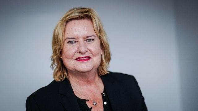 Wehrbeauftragte Eva Högl (SPD) sieht den Umfang der Corona-Amtshilfe durch Bundeswehrsoldaten kritisch. Wehrbeauftragte Eva Högl (SPD) sieht den Umfang der Corona-Amtshilfe durch Bundeswehrsoldaten kritisch.