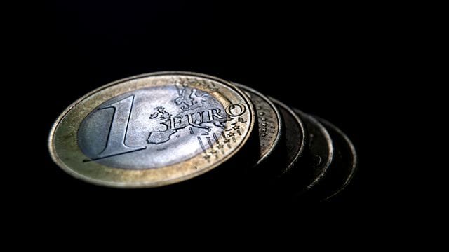 Die Regierungen in Parius und Rom möchten eine leichtere Schuldenaufnahme für Investitionen ermöglichen. Die Regierungen in Parius und Rom möchten eine leichtere Schuldenaufnahme für Investitionen ermöglichen.