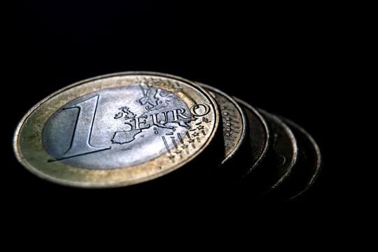 Die Regierungen in Parius und Rom möchten eine leichtere Schuldenaufnahme für Investitionen ermöglichen.