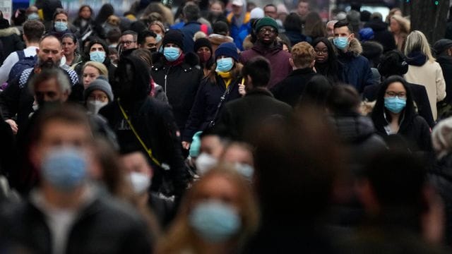 Insgesamt sind im Vereinigten Königreich aktuell knapp 91. Insgesamt sind im Vereinigten Königreich aktuell knapp 91.
