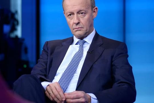 Friedrich Merz bei einer Fernsehaufzeichnung MittE des Monats.