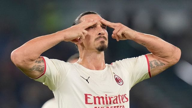 Alter schützt vor Toren nicht: Auch mit 40 zeigt sich Altstar Zlatan Ibrahimovic treffsicher.