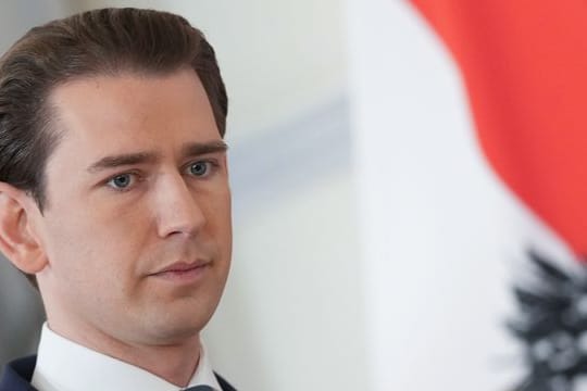 Kurz war im Oktober nach Korruptionsvorwürfen als Bundeskanzler von Österreich zurückgetreten.