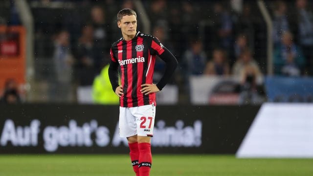 Florian Wirtz steht in Leverkusen noch bis 2026 unter Vertrag. Florian Wirtz steht in Leverkusen noch bis 2026 unter Vertrag.