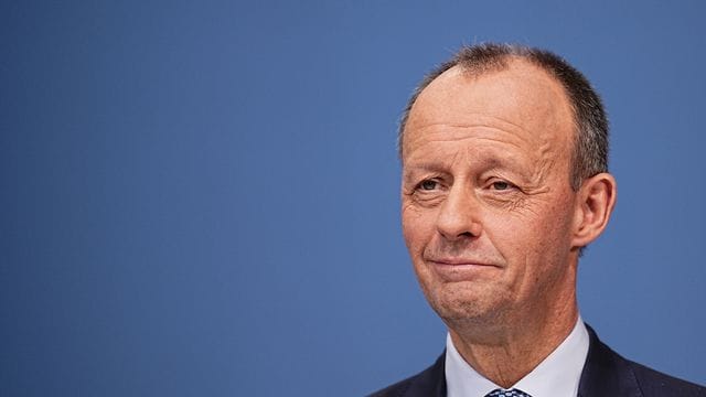 Friedrich Merz glaubt, dass der Wiederaufbau der CDU Zeit in Anspruch nimmt. Friedrich Merz glaubt, dass der Wiederaufbau der CDU Zeit in Anspruch nimmt.