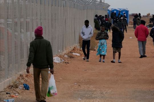 Nikosia hat bereits eine elf Kilometer lange Absperrung entlang der Trennungslinie zwischen Süd- und Nordzypern gebaut.