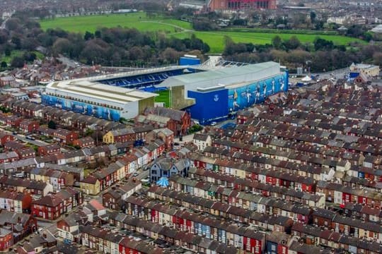 Blick auf Goodison Park, das Heimstadion des FC Everton.