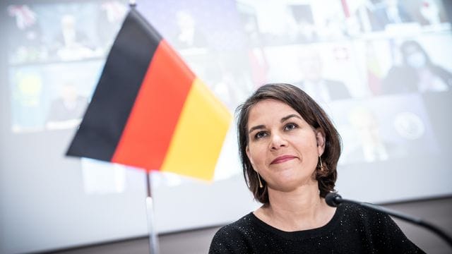 Annalena Baerbock wird im Februar nicht zu den Olympischen Winterspielen nach Peking reisen. Annalena Baerbock wird im Februar nicht zu den Olympischen Winterspielen nach Peking reisen.