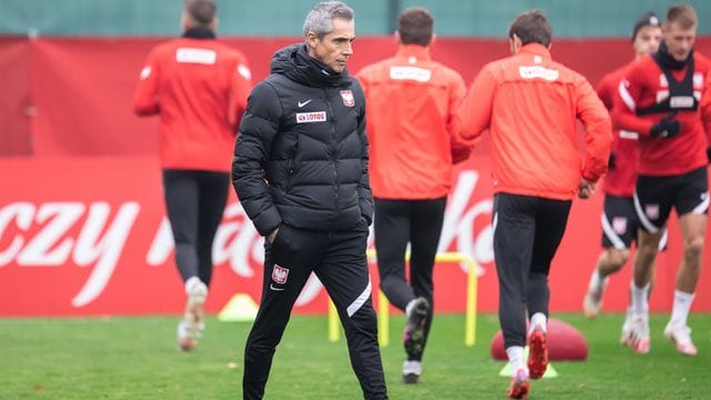 Hört als polnischer Fußball-Nationaltrainer auf: Paulo Sousa. Hört als polnischer Fußball-Nationaltrainer auf: Paulo Sousa.