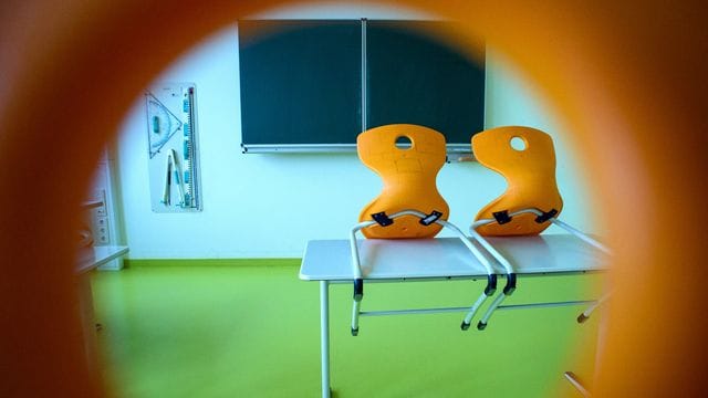 Leeres Klassenzimmer einer Sekundarschule in Sachsen Anhalt. Leeres Klassenzimmer einer Sekundarschule in Sachsen Anhalt.