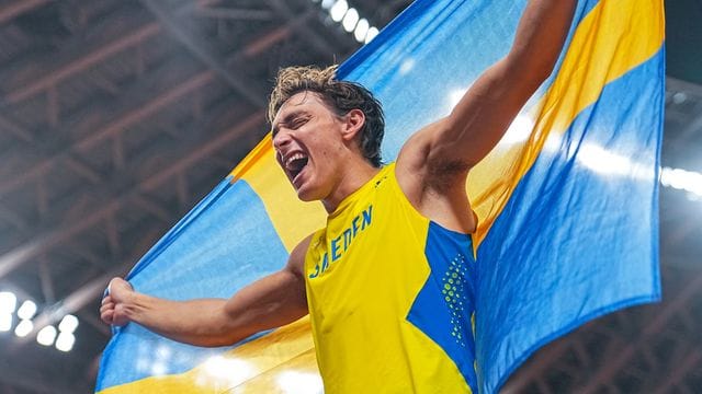 Stabhochsprung-Star Armand Duplantis ist zum zweiten Mal in Folge zu Schwedens "Sportler des Jahres" gewählt worden.