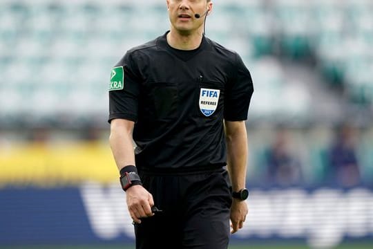 Sieht sich derzeit heftigen Anfeindungen ausgesetzt: Schiedsrichter Felix Zwayer.