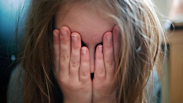 Meist sind es Mädchen und weibliche Jugendliche, die sexuell missbraucht werden. Meist sind es Mädchen und weibliche Jugendliche, die sexuell missbraucht werden.