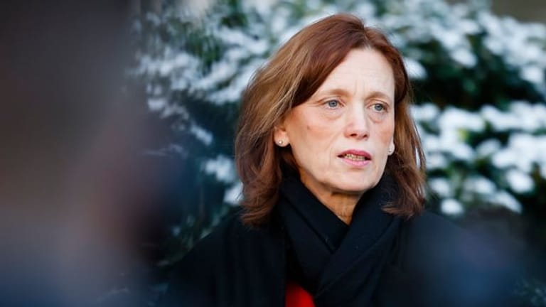 Die schleswig-holsteinische Bildungsministerin Karin Prien fordert eine Neujustierung des Verhältnisses zwischen der CDU und ihrer Schwesterpartei CSU.
