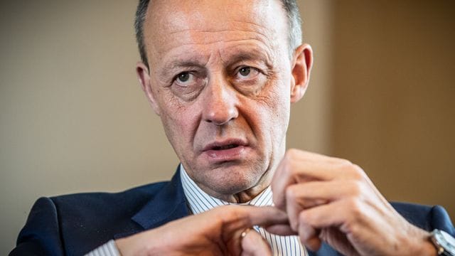 "Wichtig ist, dass die Partei wieder Selbstbewusstsein und Zuversicht ausstrahlt": Friedrich Merz. "Wichtig ist, dass die Partei wieder Selbstbewusstsein und Zuversicht ausstrahlt": Friedrich Merz.