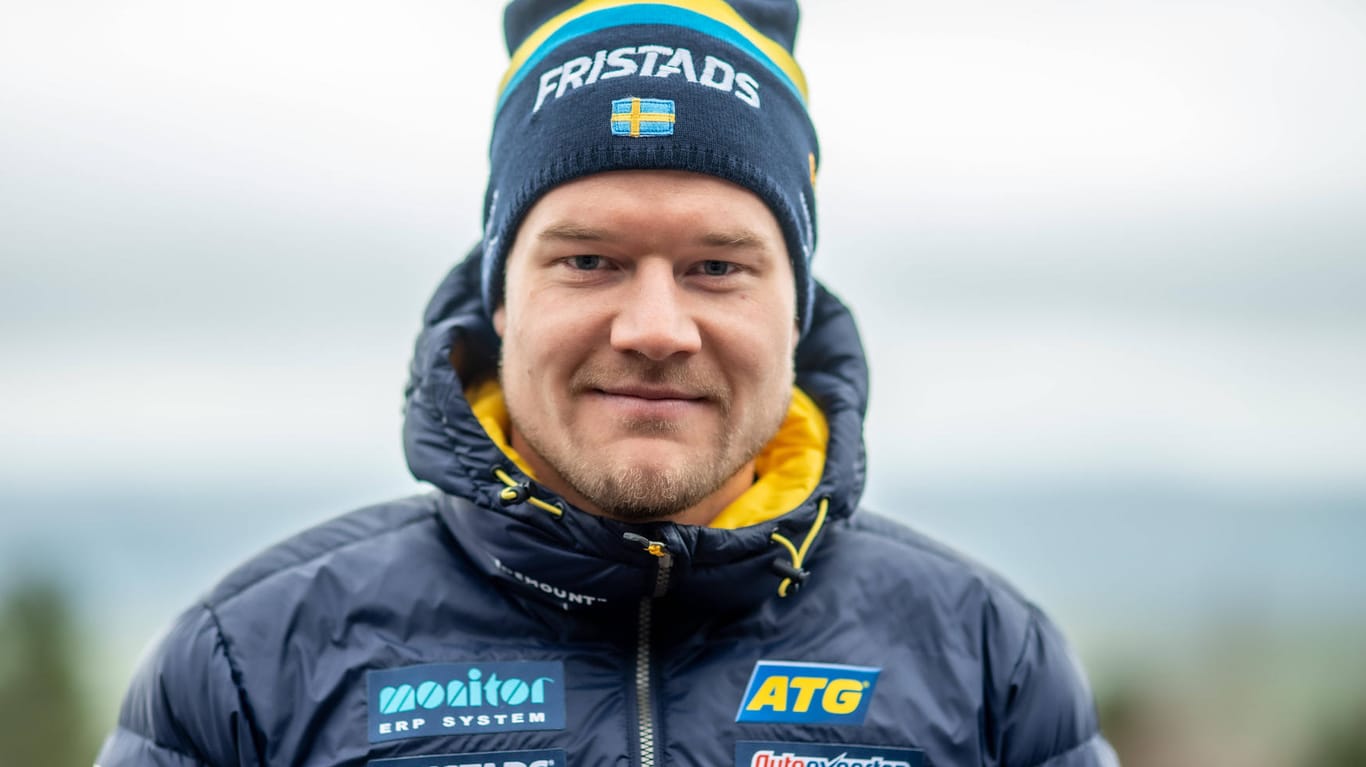 Der schwedische Nationaltrainer Johannes Lukas gilt als ein großes Trainertalent im Biathlonsport.