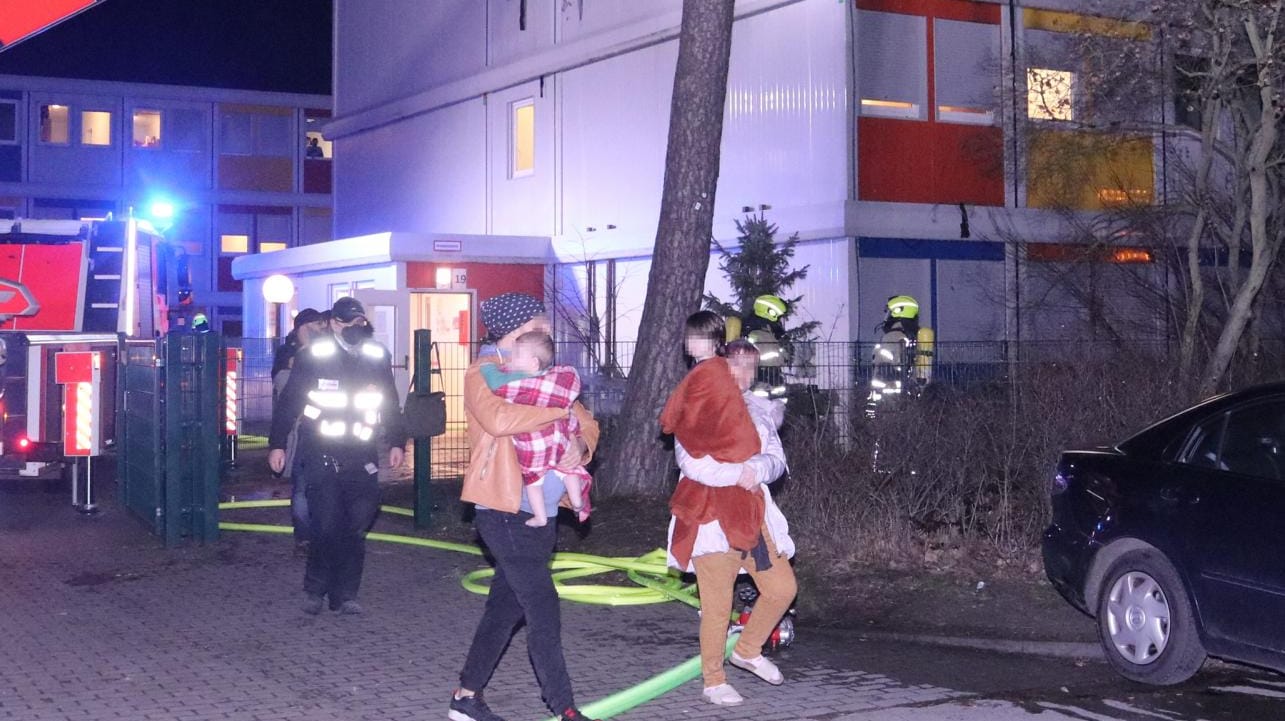 Die Flüchtlingsunterkunft in der Alfred-Randt-Straße ist nun unbewohnbar.
