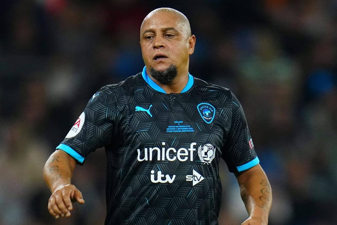 Roberto Carlos: Hier spielt der Brasilianer 2021 bei einem Benefizspiel mit.