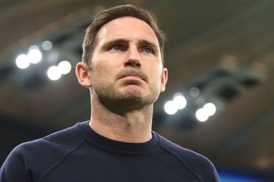 Evertons neuer Trainer Frank Lampard kann sich auf die Neuverpflichtungen Dele Alli und Donny van de Beek freuen.