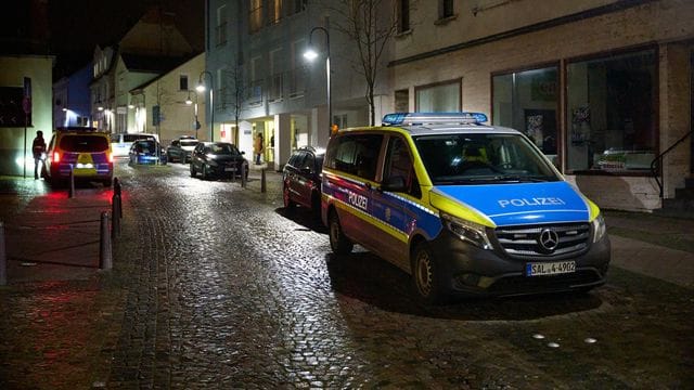 Zwei Polizisten bei Verkehrskontrolle getötet