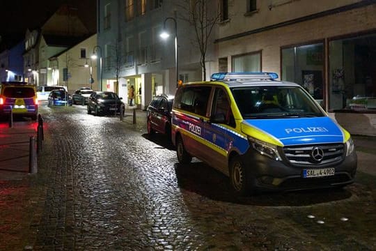 Zwei Polizisten bei Verkehrskontrolle getötet