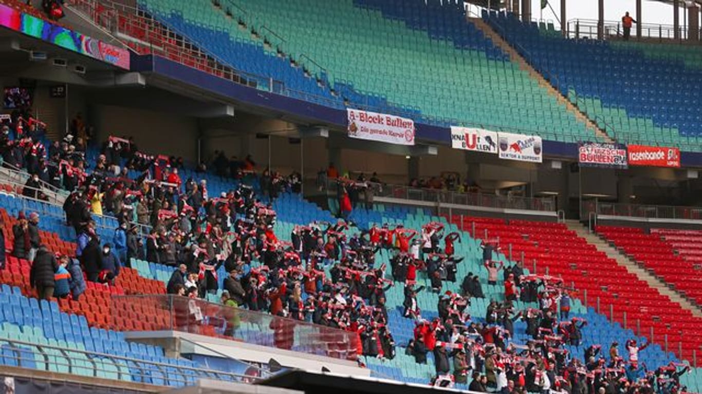 Bei Heimspielen von RB Leipzig ist nun eine fünfundzwanzigprozentige Auslastung des Stadions erlaubt.