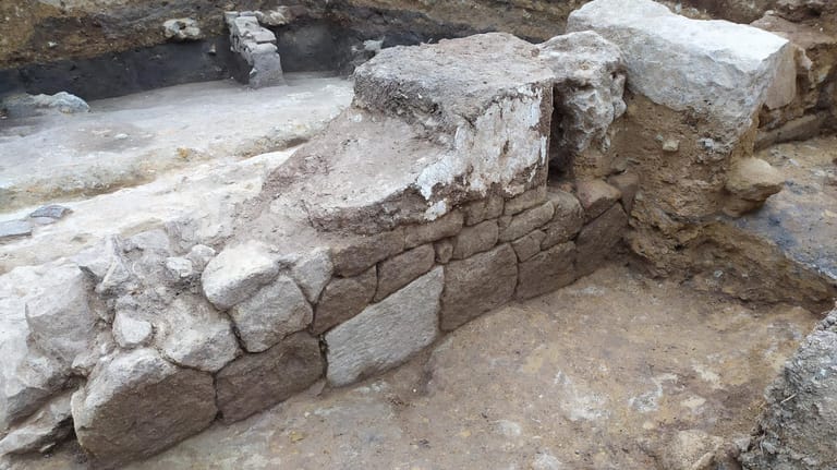 Ausgrabungsstätte in Italien: "Die archäologischen Funde auf der Akropolis von Elea (Velia) lassen eine heilige Bestimmung des Bauwerks vermuten."